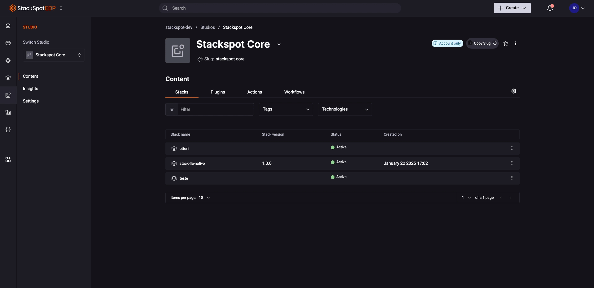 GIF mostrando os passos para adicionar uma Action a uma Stack dentro do Portal da StackSpot EDP. O usuário acessa o Estúdio, clica na Stack desejada, navega até a seção 'Actions', clica em 'Adicionar Actions', escolhe a Action desejada e a adiciona à Stack.
